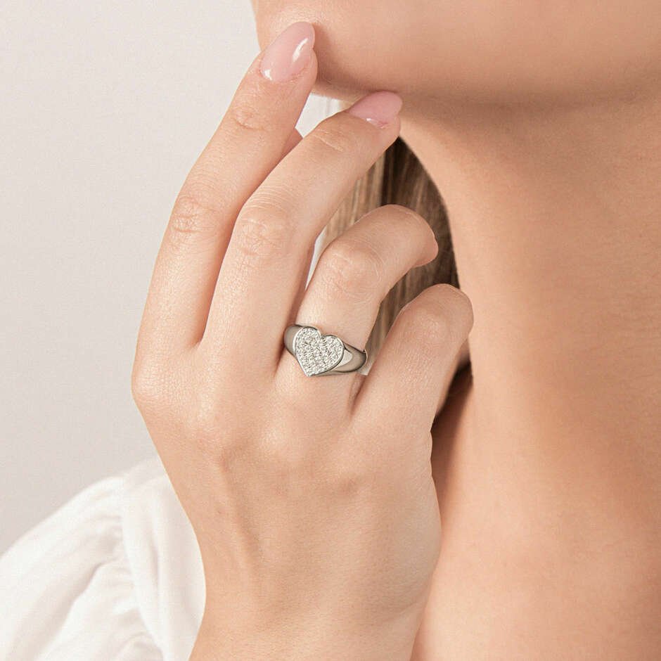 Anello Chevalier cuore Mirco Visconti in oro bianco con pave di diamanti