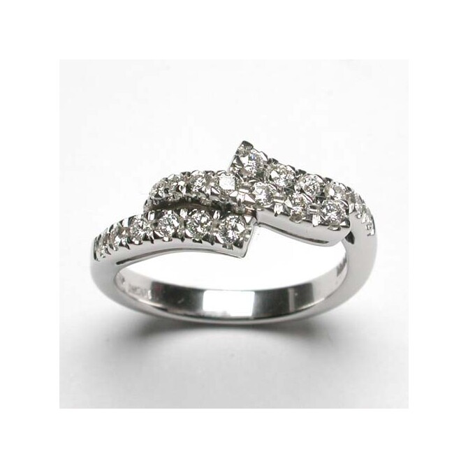 Anello Damiani in oro bianco e brillanti