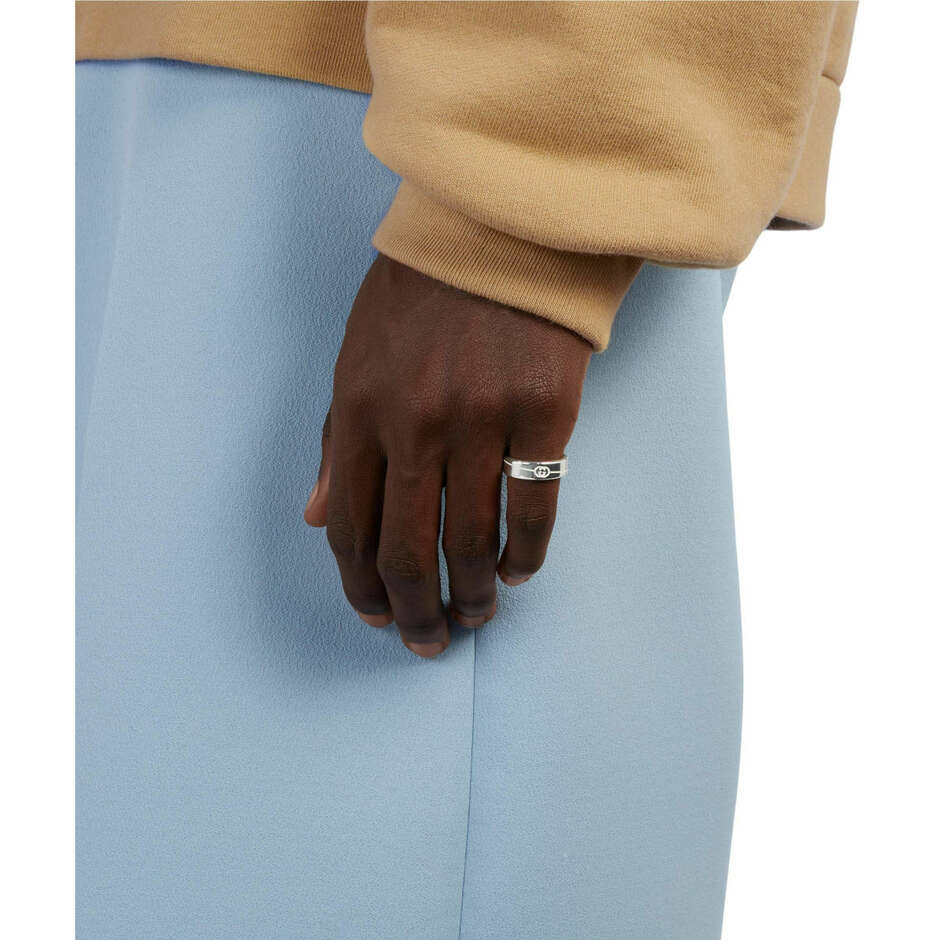 Anello Gucci Tag in argento fascia da 6 mm