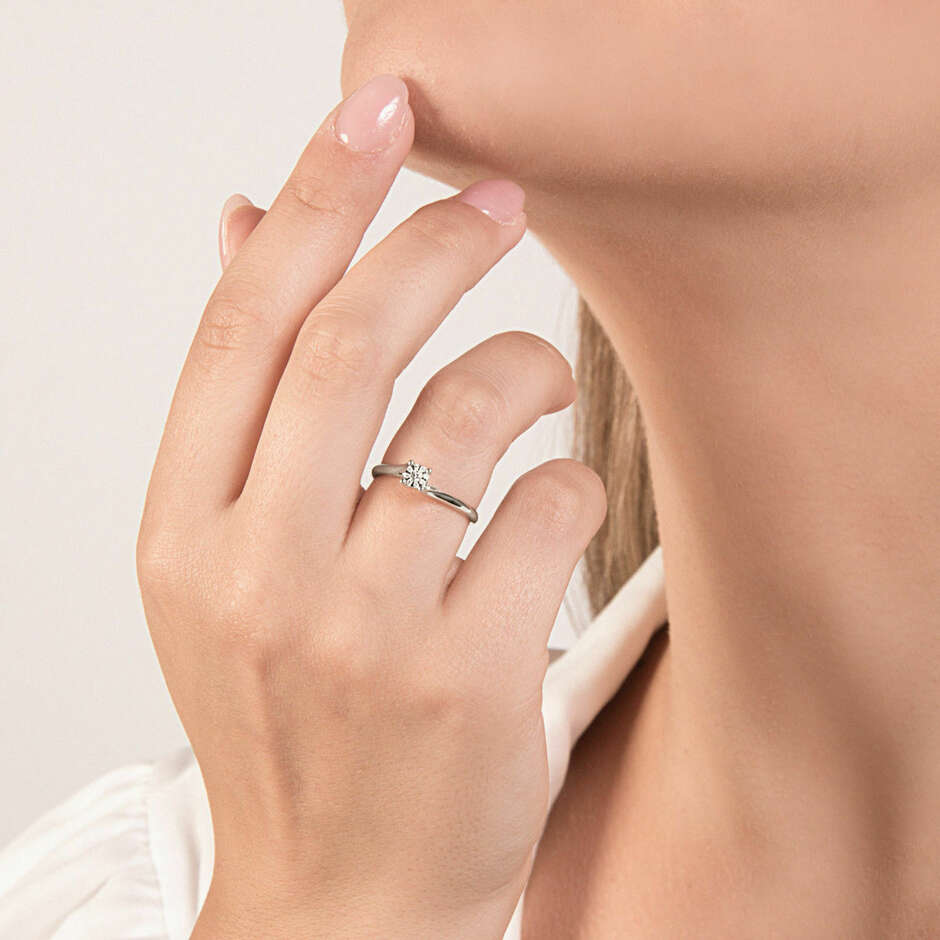 Anello solitario Mirco Visconti in oro bianco e diamanti