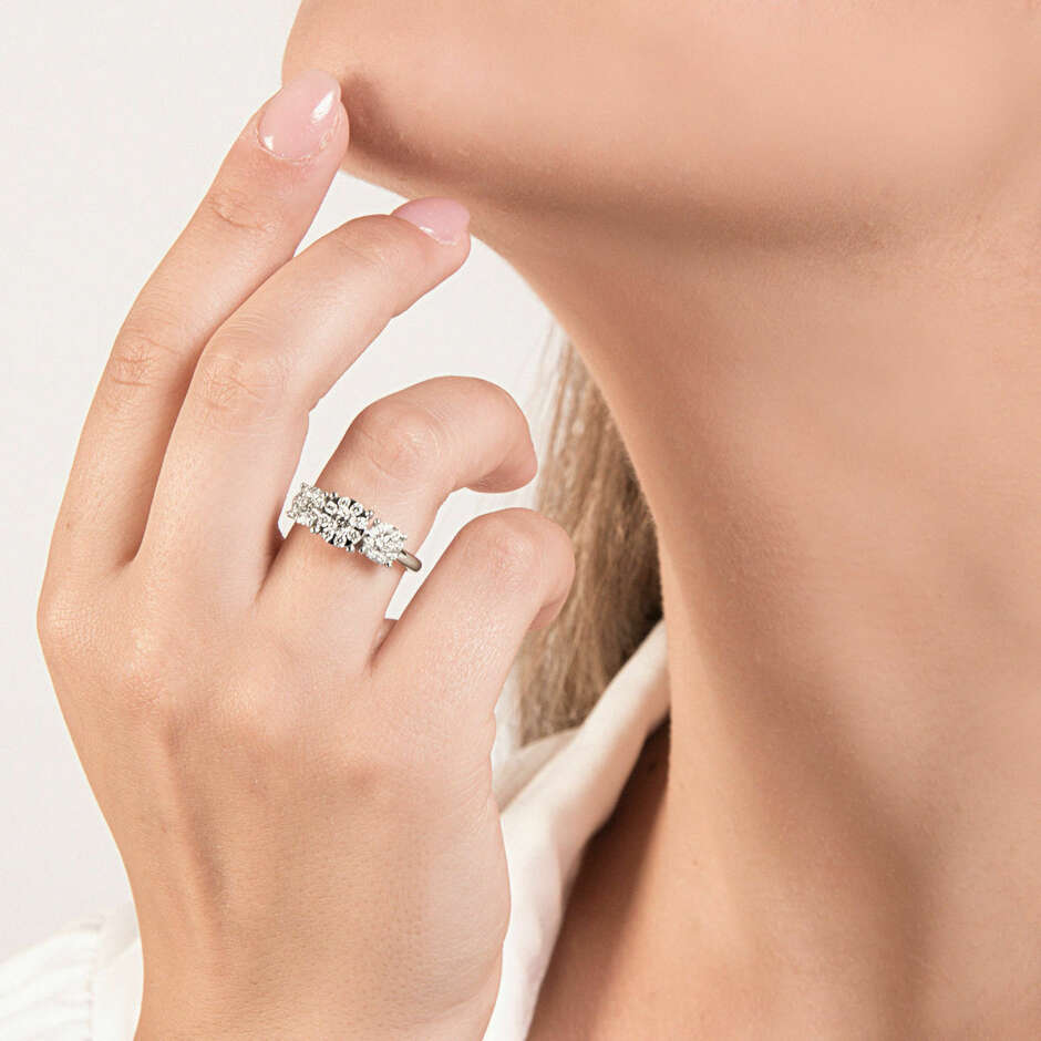 Anelo Mirco Visconti trilogy in white gold and diamonds