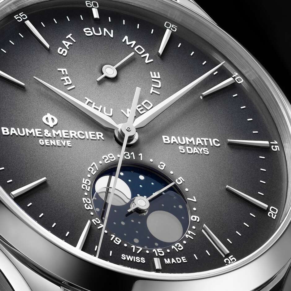 Baume&Mercier Clifton Automatic watch with moon phases
