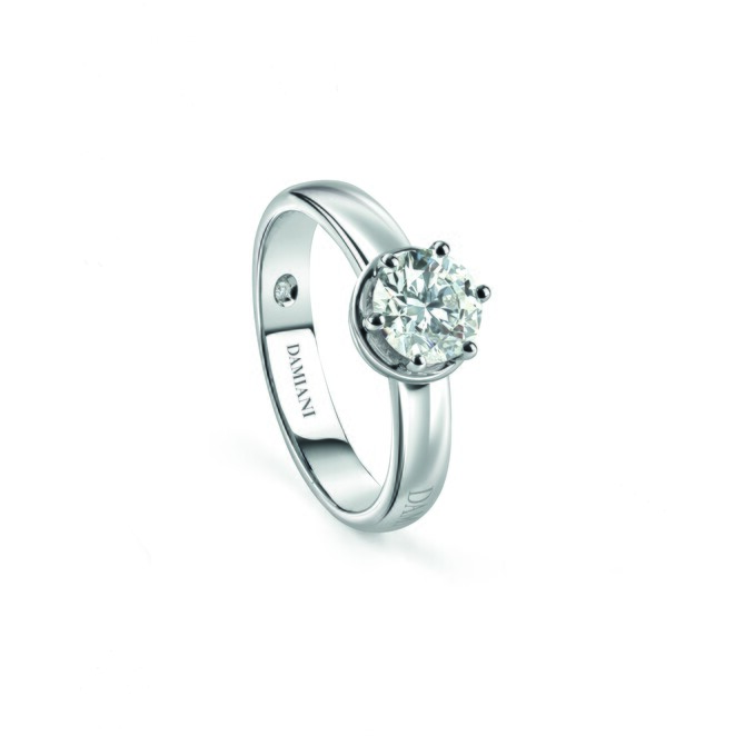 Damiani Minou solitaire ring in white gold and diamonds
