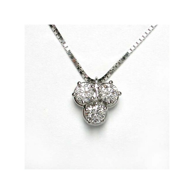 Damiani Minou trilogy necklace in white gold and diamonds