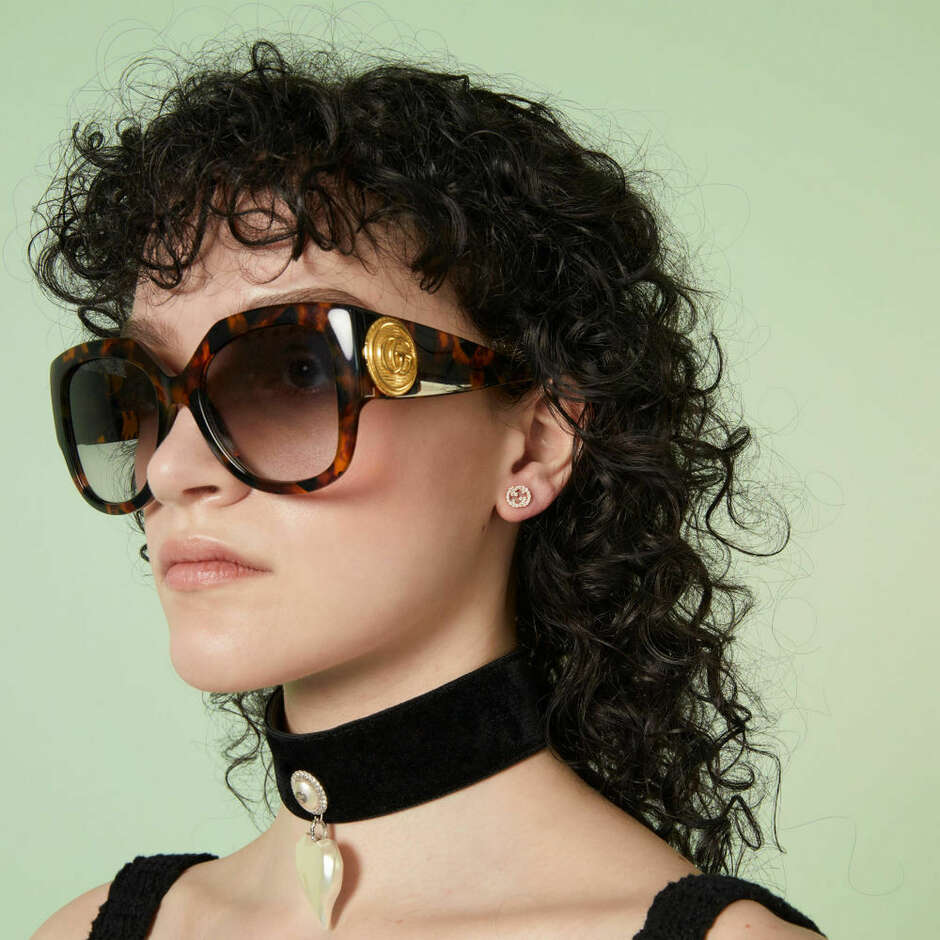 Gucci Interlocking G earrings in rose gold and diamonds