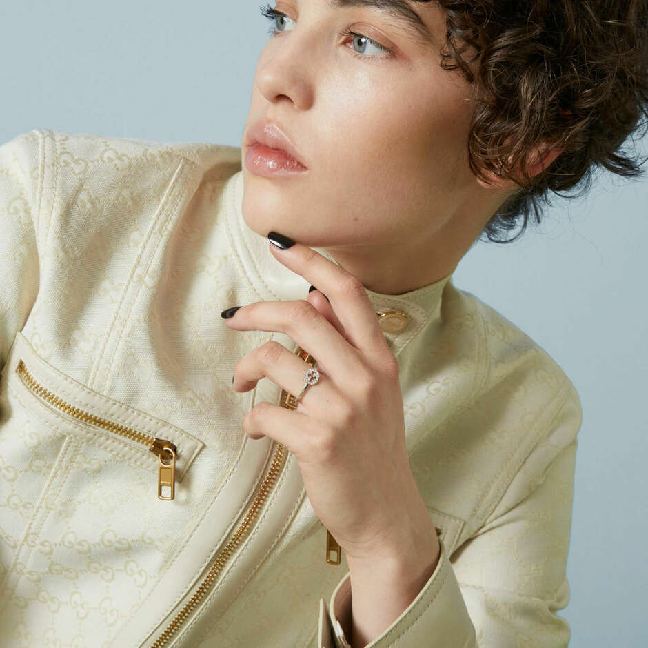 Gucci Interlocking G ring in white gold and diamonds