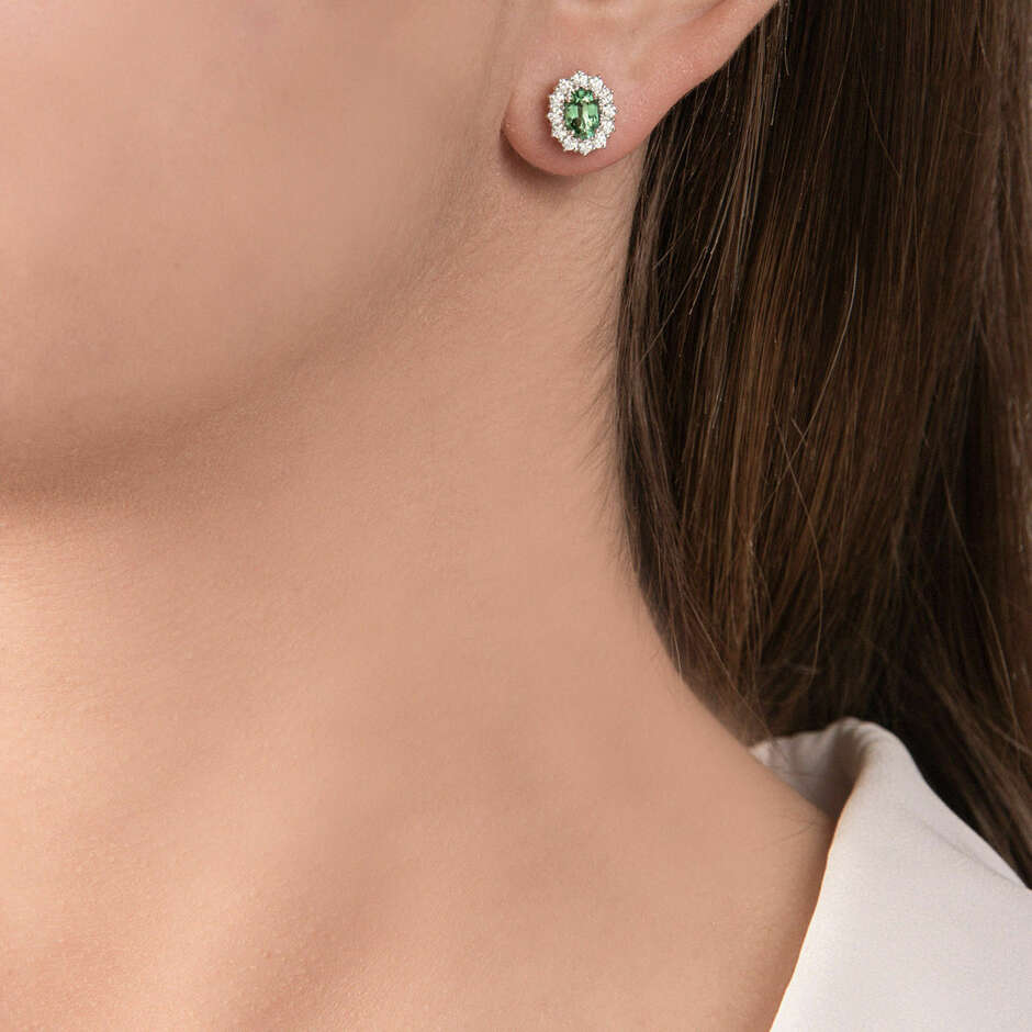 Mirco Visconti lobe earrings in white gold and emeralds