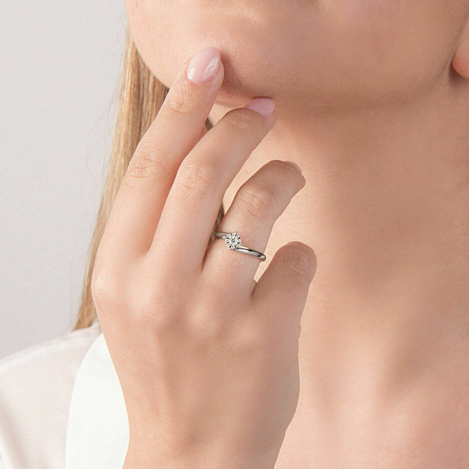 Mirco Visconti Valentino solitaire ring in white gold and pave diamonds