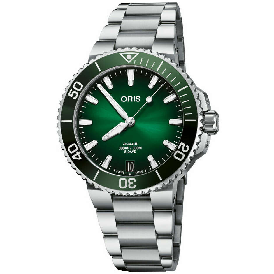 Oris Aquis Date watch Manufacture Caliber 400 green dial