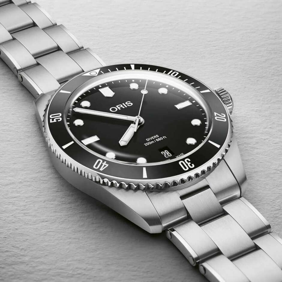 Oris Divers Automatic Watch Black 39mm