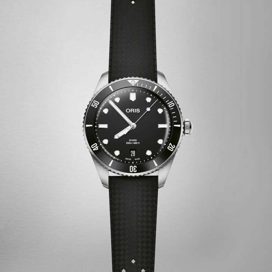 Oris Divers Automatic Watch Black 39mm