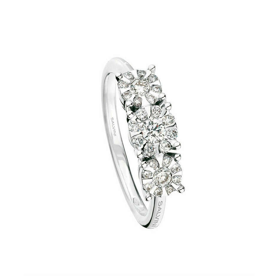 Salvini Daphne trilogy ring in white gold and diamonds